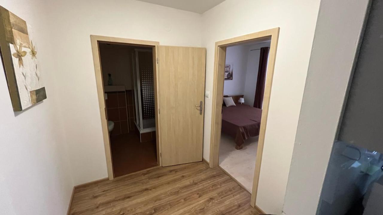 2 Room Apartment With Balcony 255, Apartmany Liptov Liptovský Mikuláš エクステリア 写真
